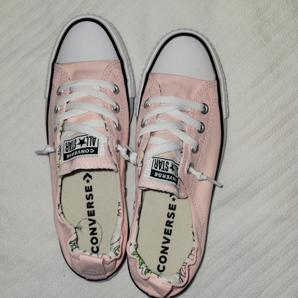 Convere Shoes - Picture 1 of 5
